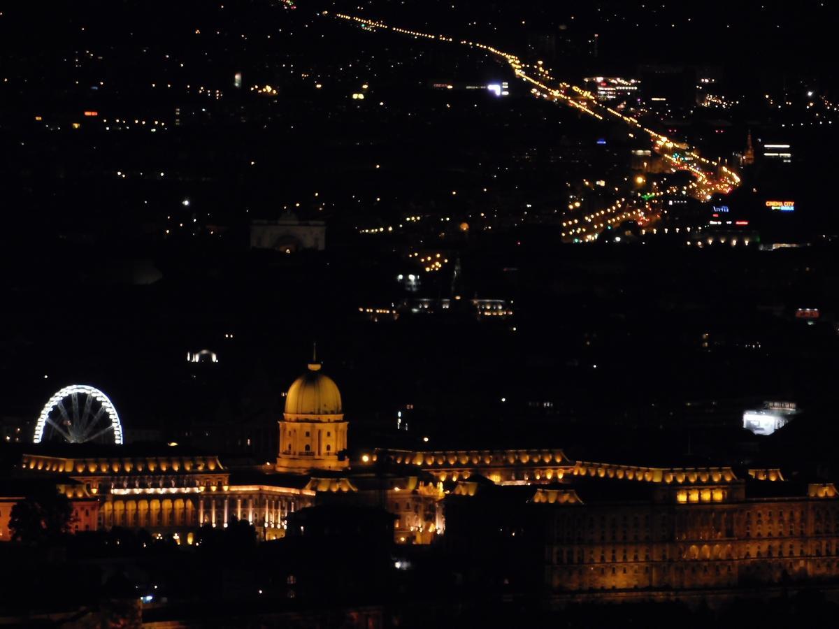 Ferienwohnung Best View Old Small House Free Parking Self Check-In Budapest Exterior foto