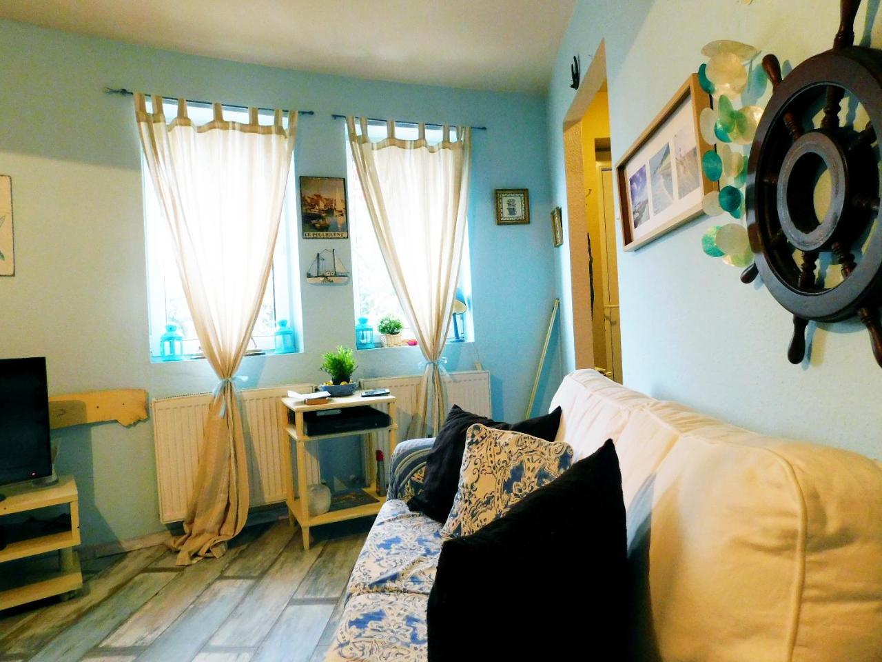 Ferienwohnung Best View Old Small House Free Parking Self Check-In Budapest Exterior foto